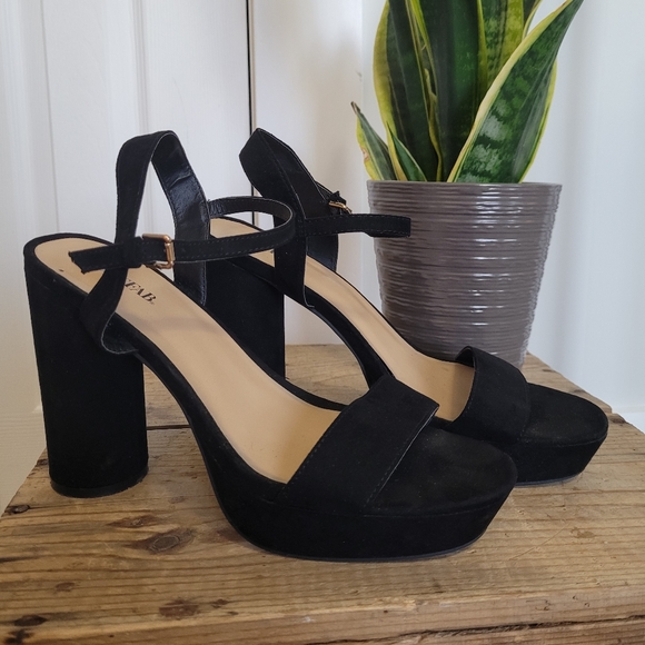 High heels suede - Picture 2 of 3